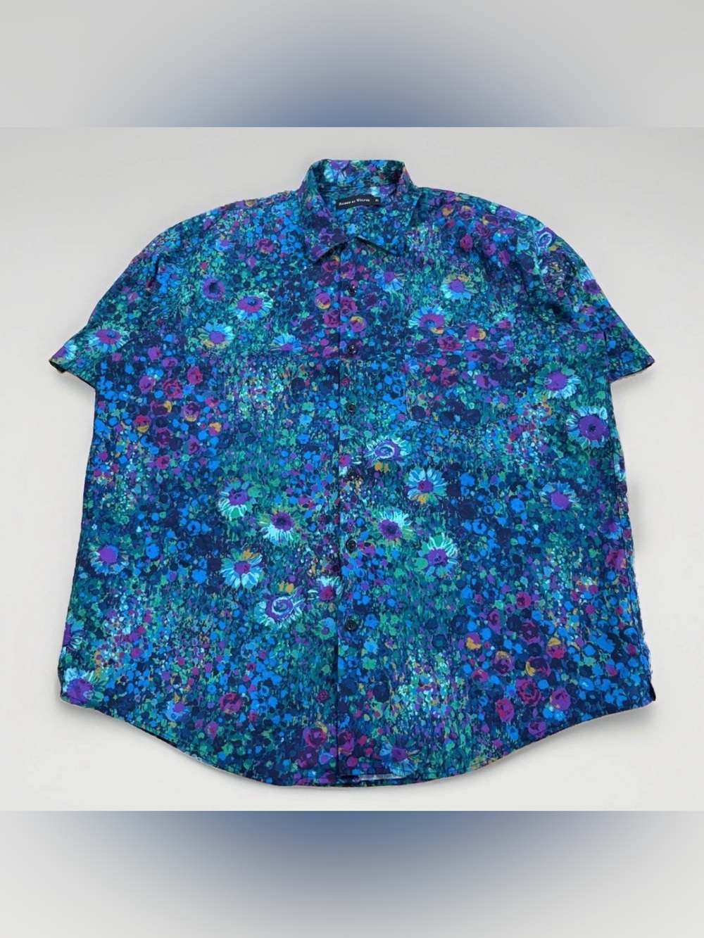 Raised By Wolves Button Down Shirt Floral Back Graphic Size XL Streetwear Canada